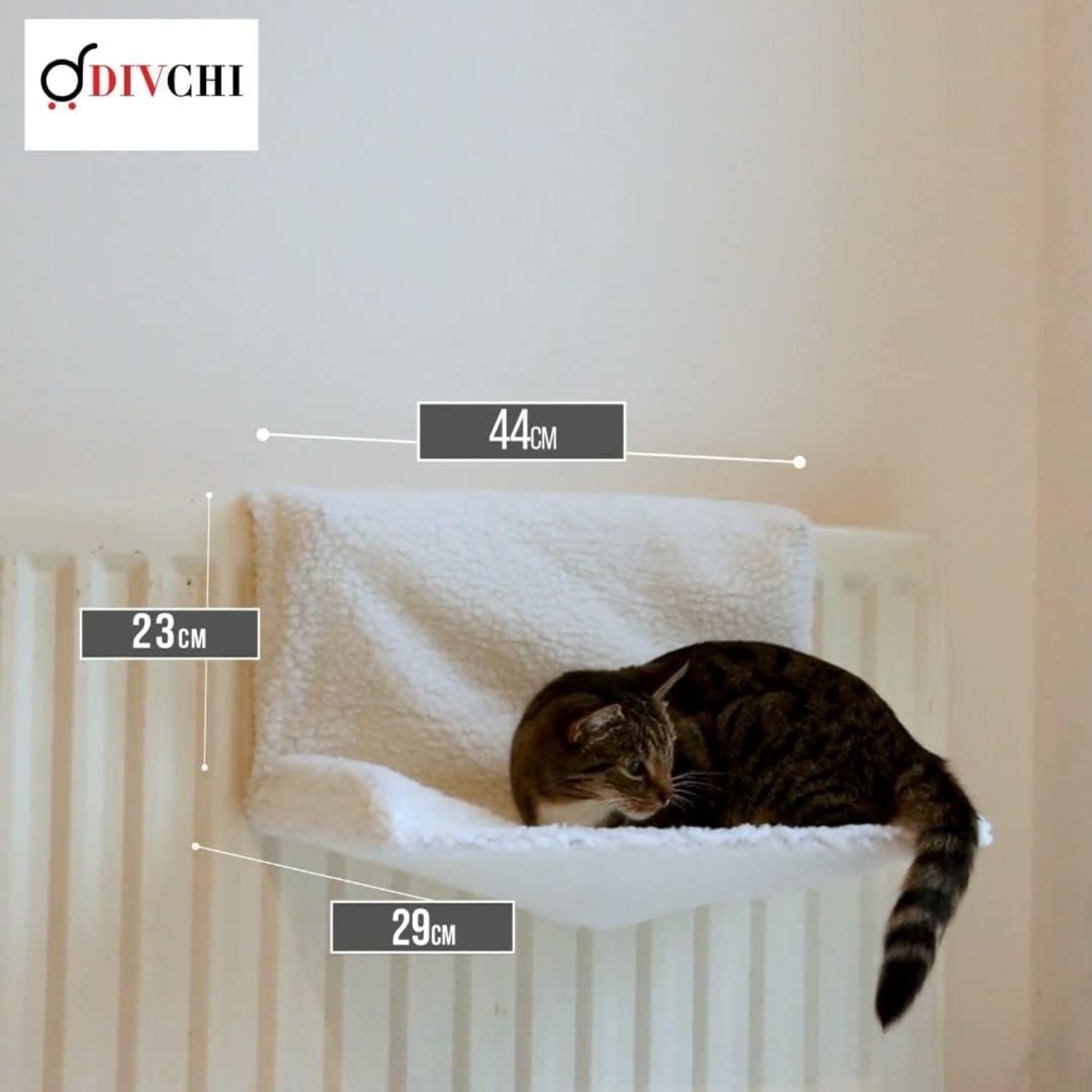 Dimensions shown on mounted cat radiator bed: 44cm x 29cm x 23cm