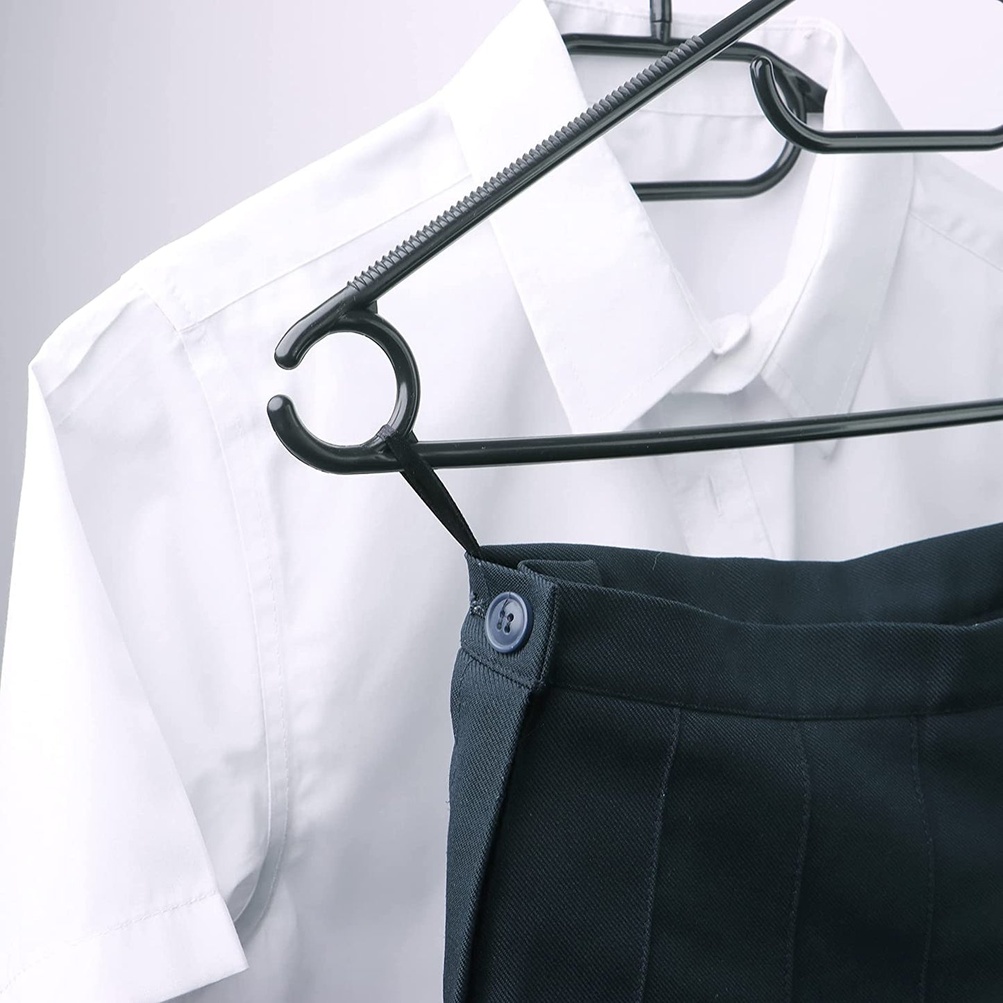 Black 360° Swivel Hooks Coat Hangers for wardrobes with non slip heavy duty durable space-saving Design - Ideal for all Adult Clothes